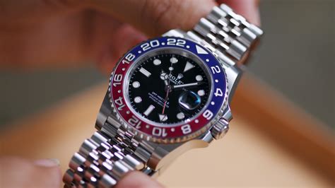 rolex gmt pepsi prezzo listino|Rolex gmt Pepsi discontinued.